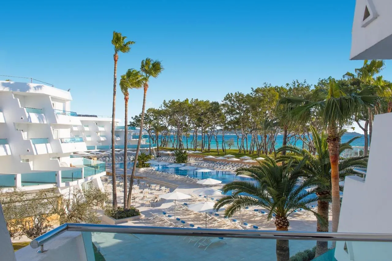 **** Отель Iberostar Waves Playa De Muro Плайя де Муро Испания